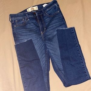 MUST BUNDLE: hollister jeans